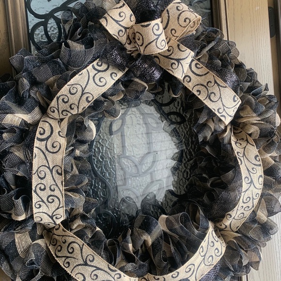 Beautiful Wreaths - Picture 7 of 10